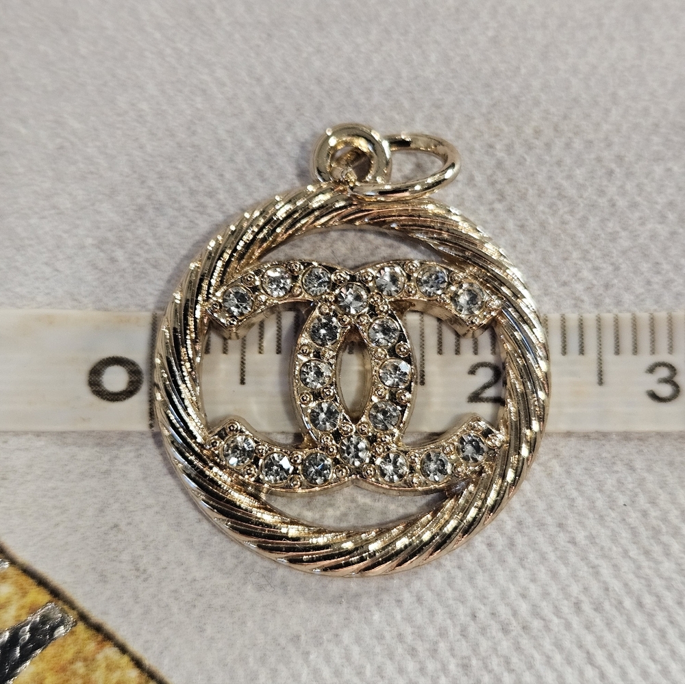 Chanel Replacement Pull/Pendant - image 4